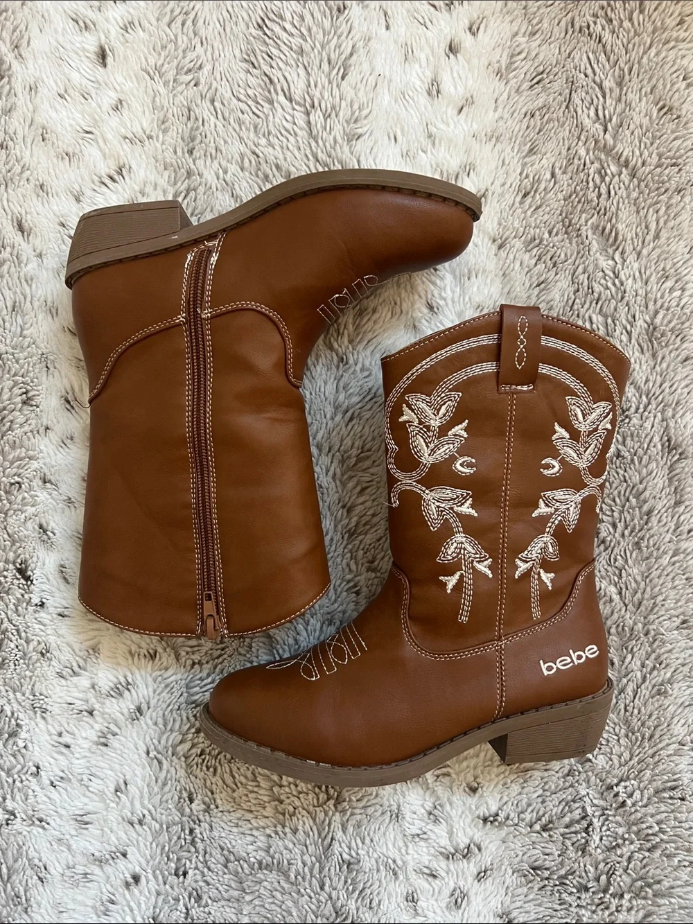2 | bebe Girls Tan Western Embroidered Boots